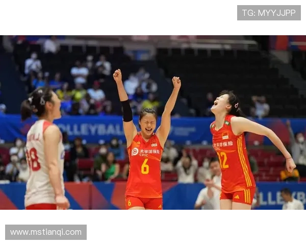 中国女排全新阵容亮相 世锦赛备战开启新征程 中国女排全新阵容亮相 世锦赛备战开启新征程