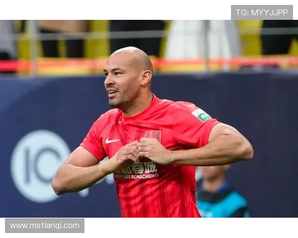 朴茨茅斯俱乐部再掀热潮球队表现强劲新援加盟助力冲击英冠 朴茨茅斯俱乐部再掀热潮球队表现强劲新援加盟助力冲击英冠