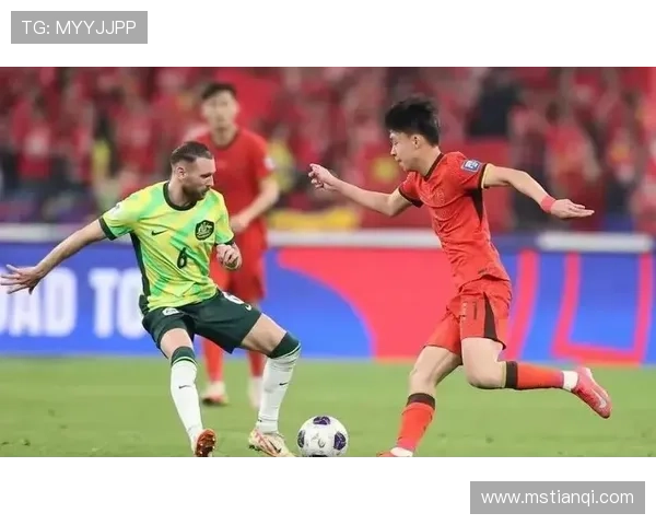 中国男足世预赛关键战告捷重燃晋级希望球迷热议主教练战术调整成焦点 中国男足世预赛关键战告捷重燃晋级希望球迷热议主教练战术调整成焦点